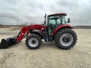 Image of Case IH Farmall 120C equipment image 4