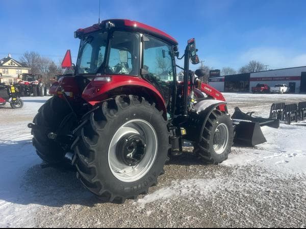 Image of Case IH Farmall 120C equipment image 1