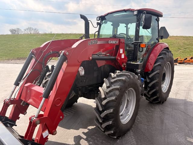 Image of Case IH Farmall 120C equipment image 4