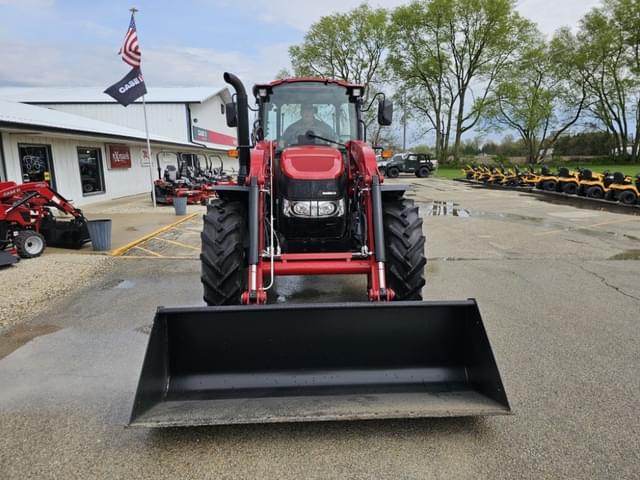 Image of Case IH Farmall 120C equipment image 1