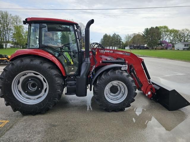 Image of Case IH Farmall 120C equipment image 3