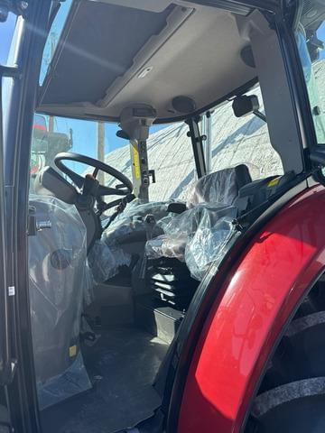 Image of Case IH Farmall 120C equipment image 4