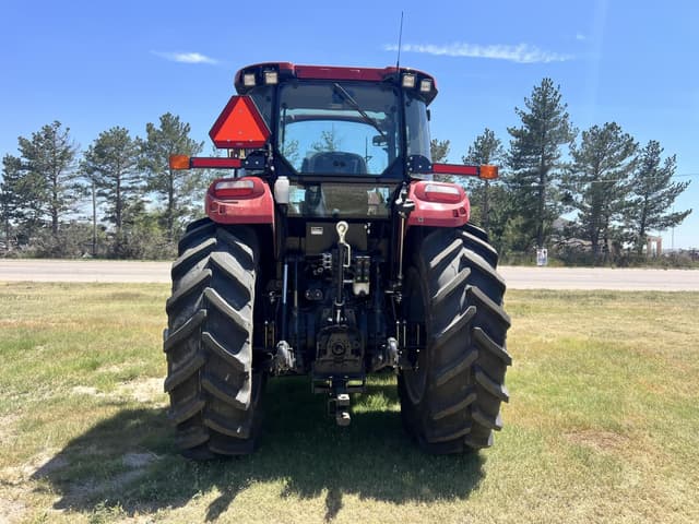 Image of Case IH Farmall 140A equipment image 3