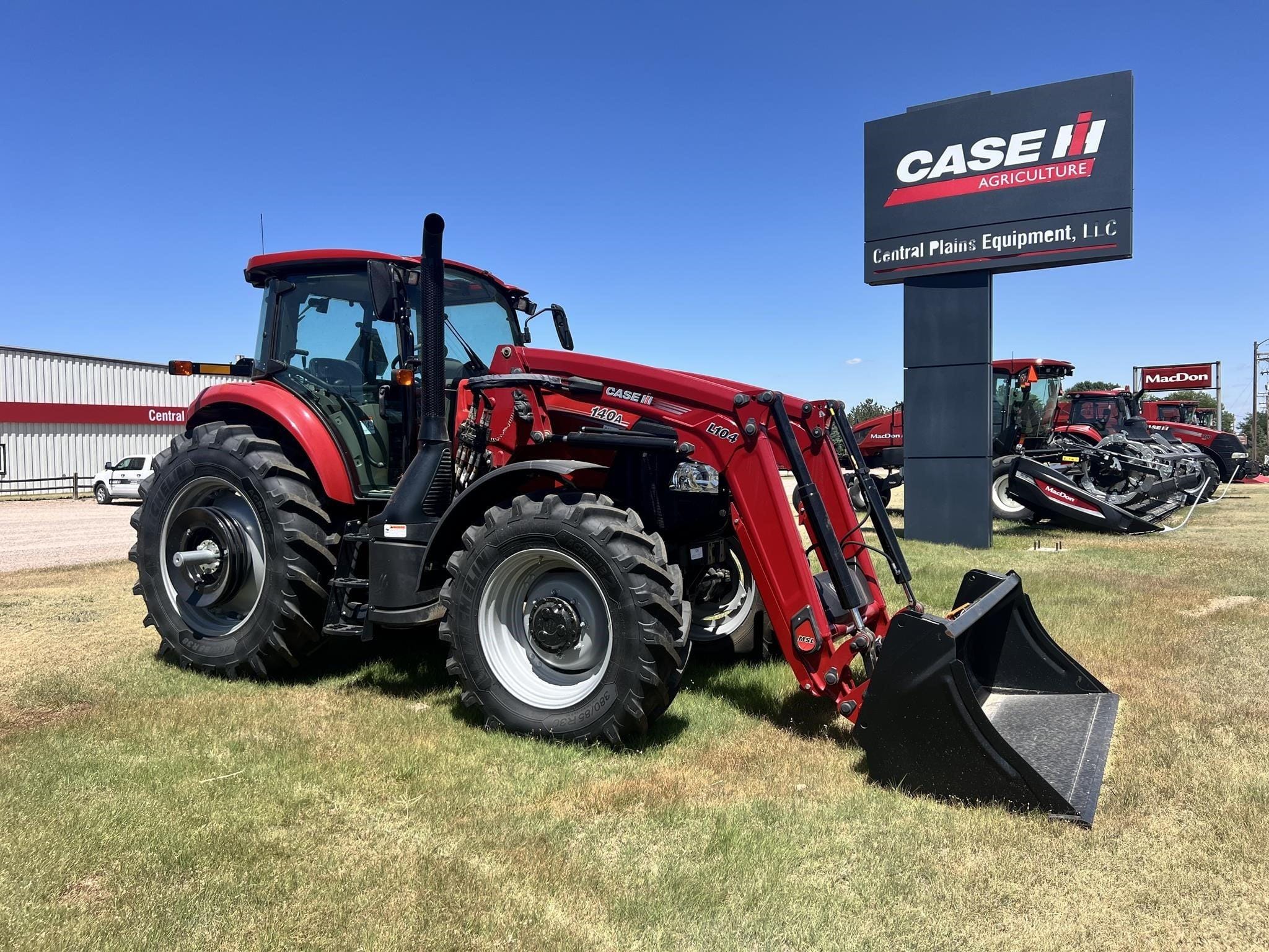 2025 Case IH Farmall 140A Equipment Image0