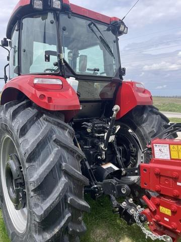 Image of Case IH Farmall 140A equipment image 3