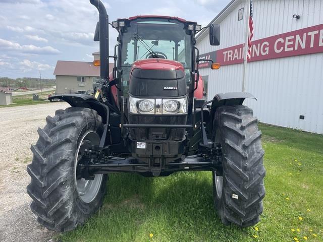 Image of Case IH Farmall 140A equipment image 2