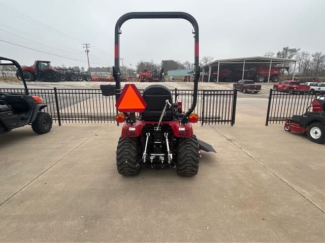 Image of Case IH Farmall 25SC equipment image 3