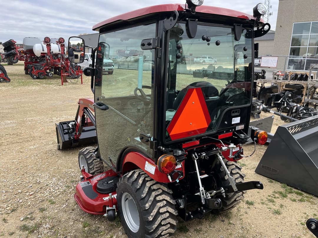 Image of Case IH Farmall 25SC Image 1