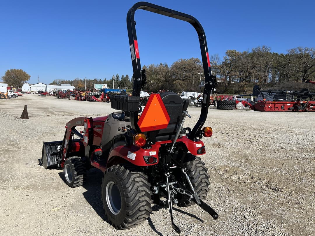 Image of Case IH Farmall 25SC Image 1