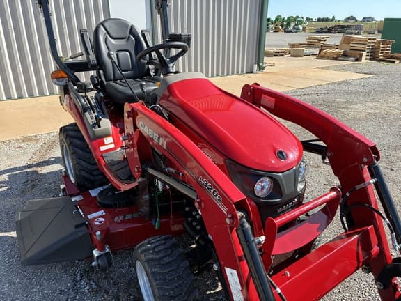 Image of Case IH Farmall 25SC equipment image 3