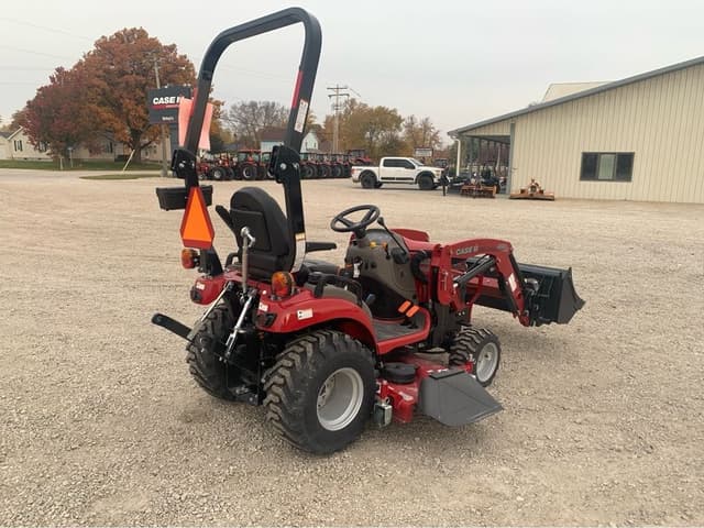 Image of Case IH Farmall 25SC equipment image 3