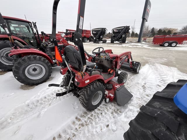 Image of Case IH Farmall 25SC equipment image 4