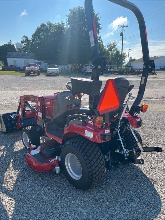 Image of Case IH Farmall 25SC equipment image 3