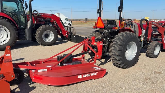 Image of Case IH Farmall 35A equipment image 4