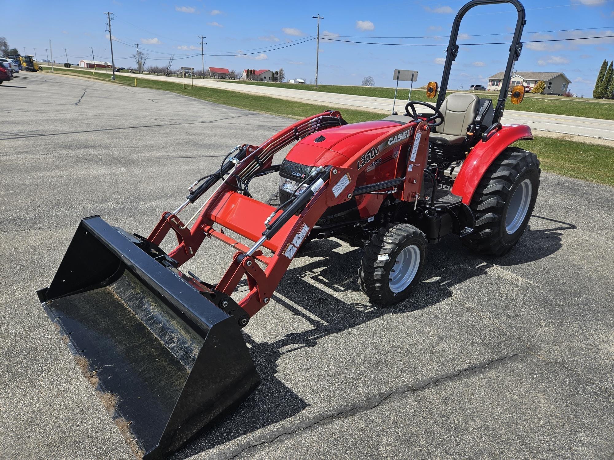 2025 Case IH Farmall 35C Equipment Image0