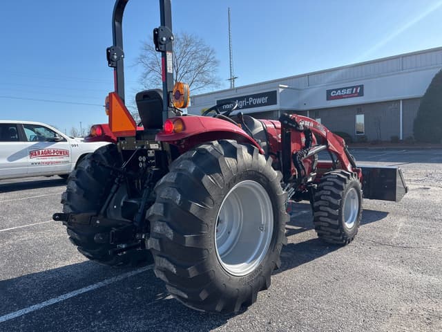 Image of Case IH Farmall 45C equipment image 2