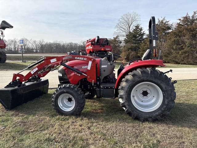 Image of Case IH Farmall 45C equipment image 3