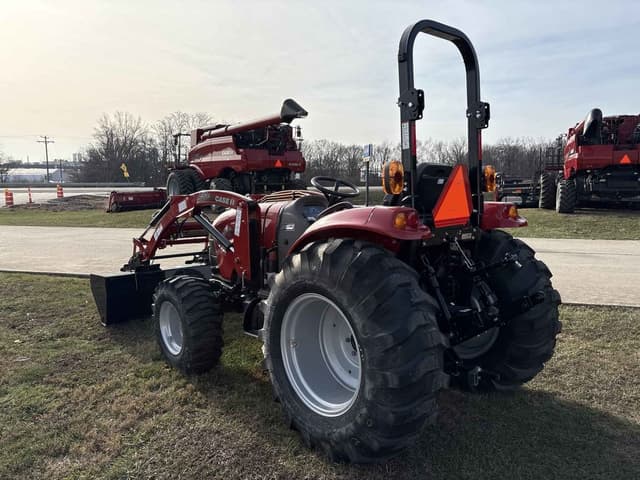 Image of Case IH Farmall 45C equipment image 2