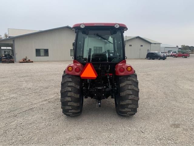 Image of Case IH Farmall 45C equipment image 3