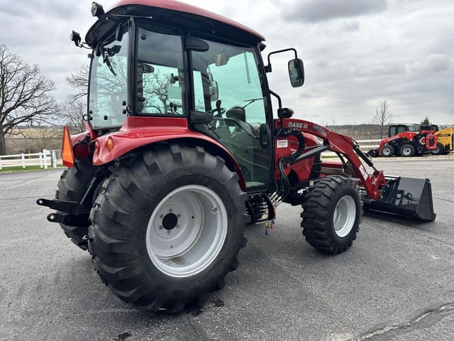 Image of Case IH Farmall 55C equipment image 3