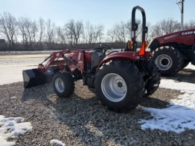 Image of Case IH Farmall 55C equipment image 3