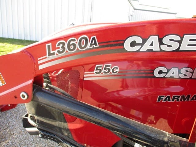 Image of Case IH Farmall 55C equipment image 4