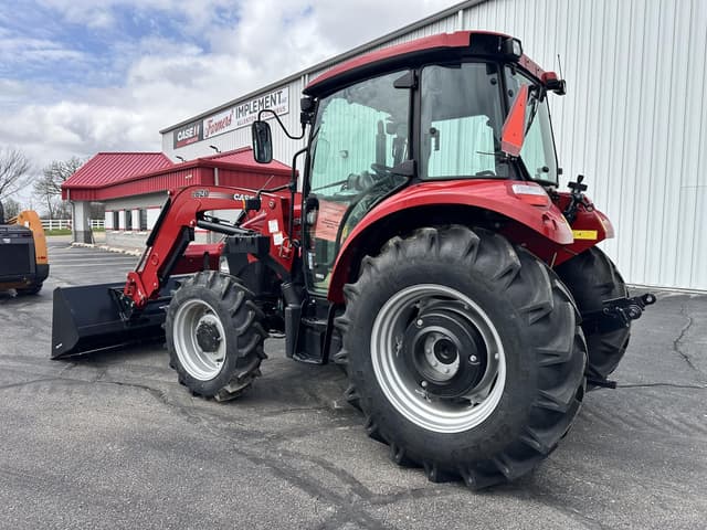 Image of Case IH Farmall 65C equipment image 3
