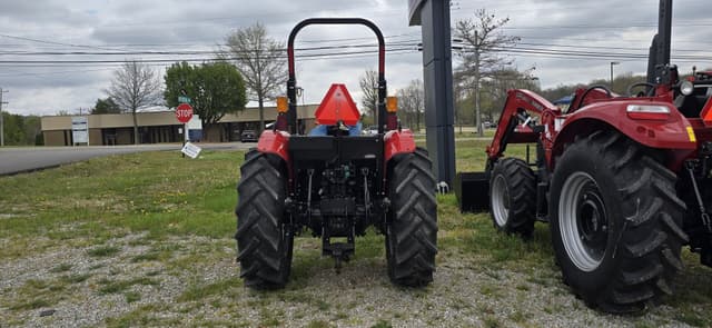 Image of Case IH Farmall 70A equipment image 3