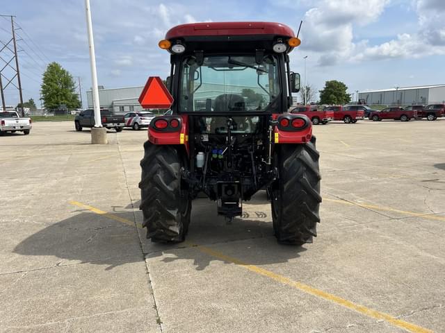 Image of Case IH Farmall 75A equipment image 3
