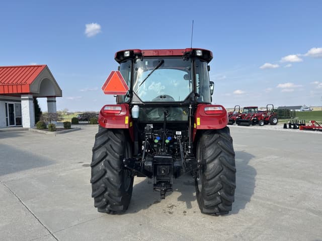 Image of Case IH Farmall 75C equipment image 3
