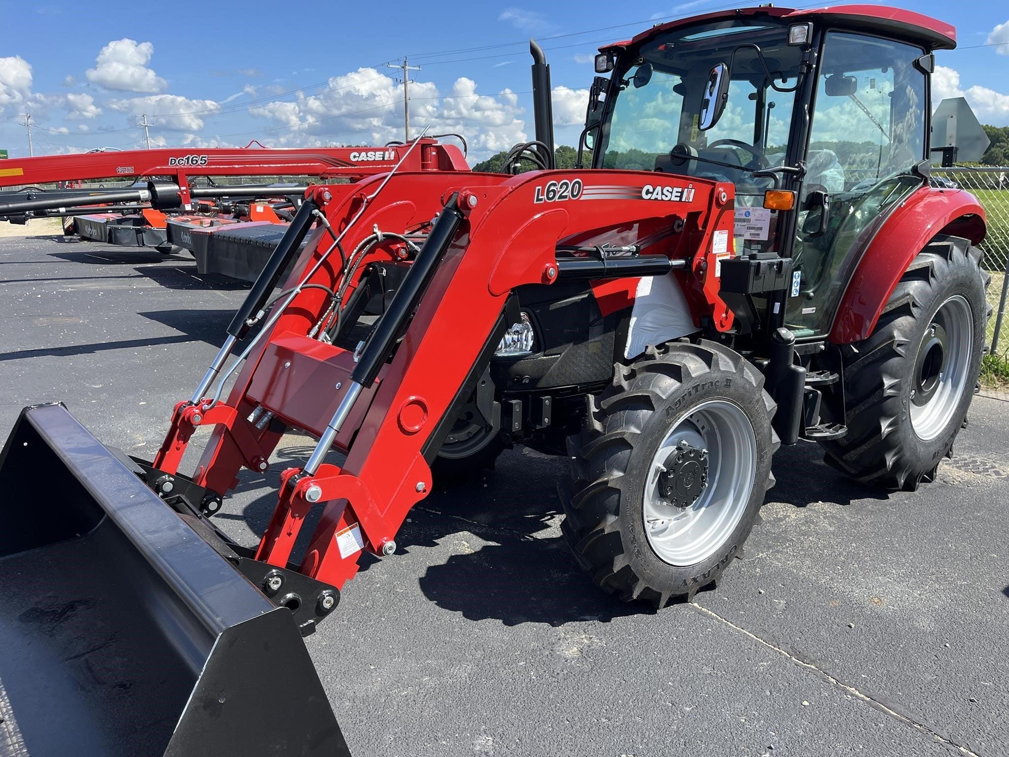 Main image Case IH Farmall 75C