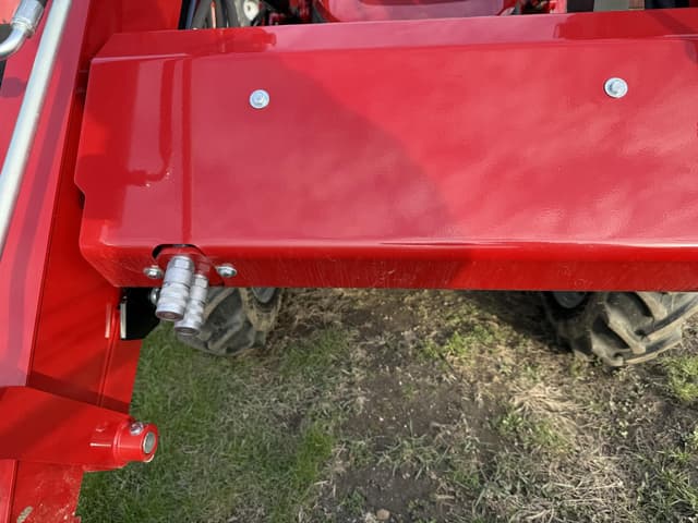 Image of Case IH Farmall 75C equipment image 2