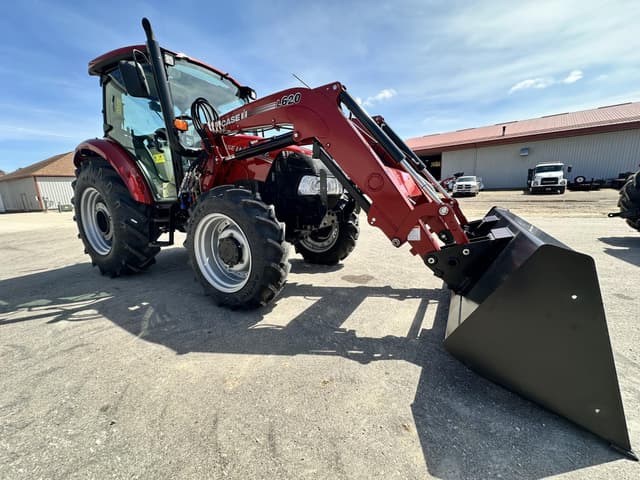 Image of Case IH Farmall 75C equipment image 3
