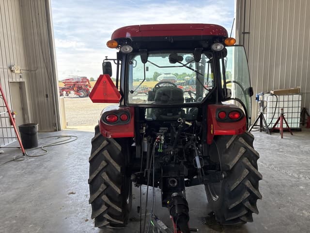 Image of Case IH Farmall 95A equipment image 4