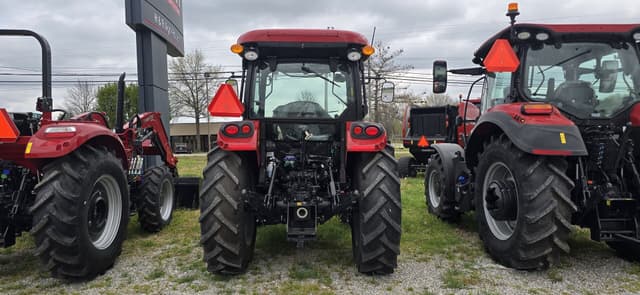 Image of Case IH Farmall 95A equipment image 3
