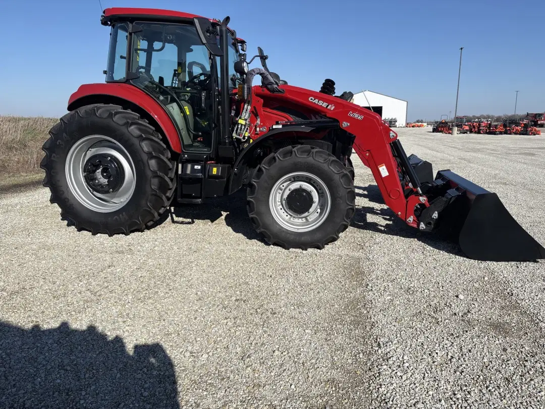 Image of Case IH Farmall 120C Primary image