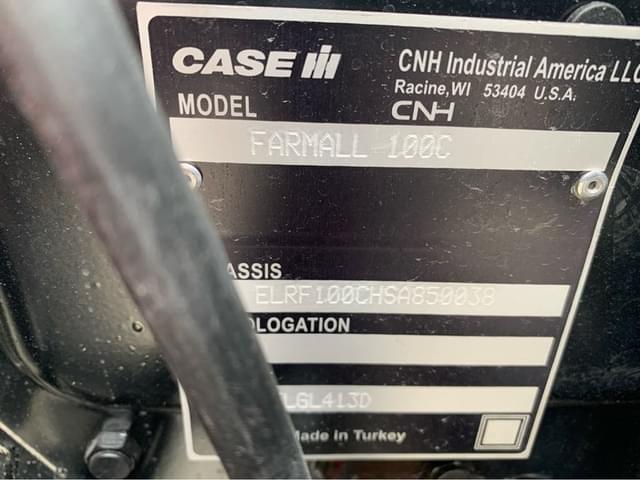 Image of Case IH Farmall 100C equipment image 2