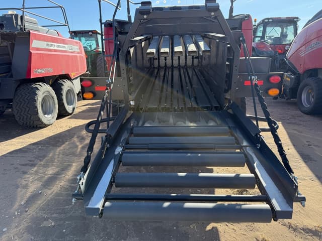 Image of Case IH 435 equipment image 3