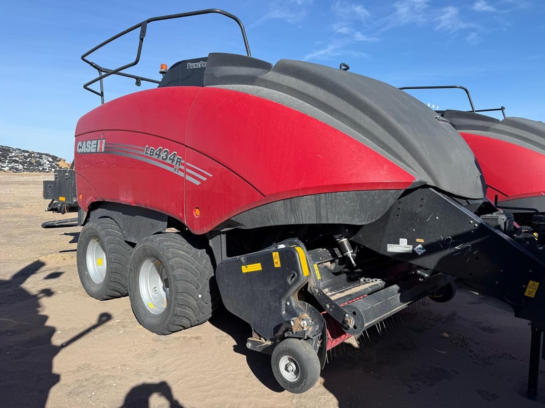 Image of Case IH LB434R Primary image