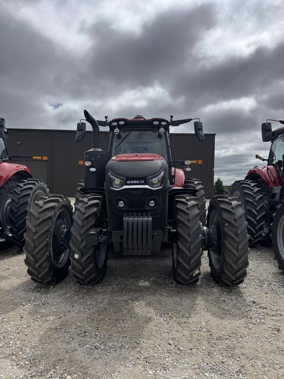 2025 Case IH Magnum 200 Equipment Image0