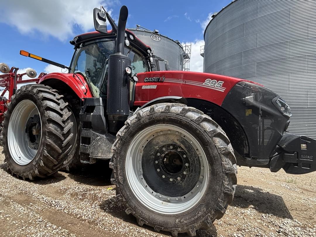 Image of Case IH Magnum 295 Primary image