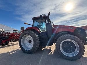 2025 Case IH Magnum 295 Image