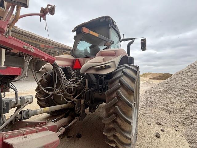 Image of Case IH Magnum 295 equipment image 3