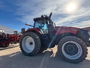 2025 Case IH Magnum 295 Image