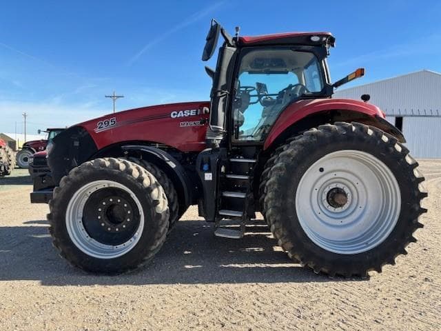 Image of Case IH Magnum 295 equipment image 4