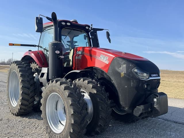 Image of Case IH Magnum 295 equipment image 3