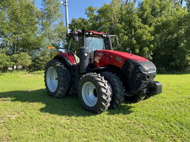 Image of Case IH Magnum 295 equipment image 2