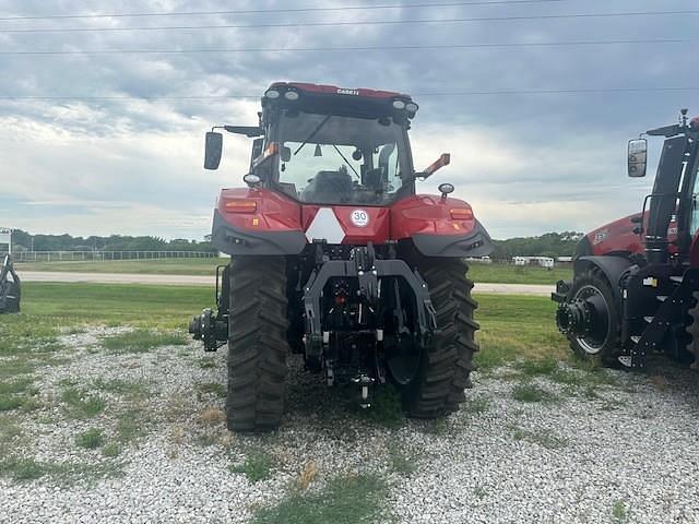 Image of Case IH Magnum 325 equipment image 3
