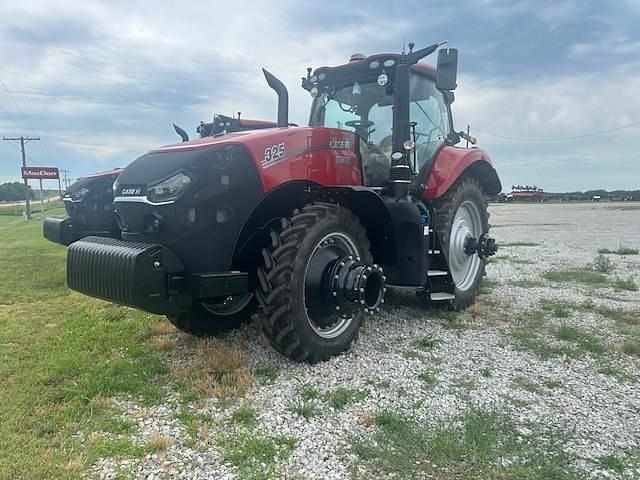 Image of Case IH Magnum 325 Primary image