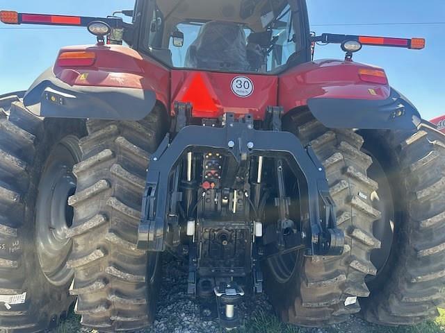 Image of Case IH Magnum 325 equipment image 3